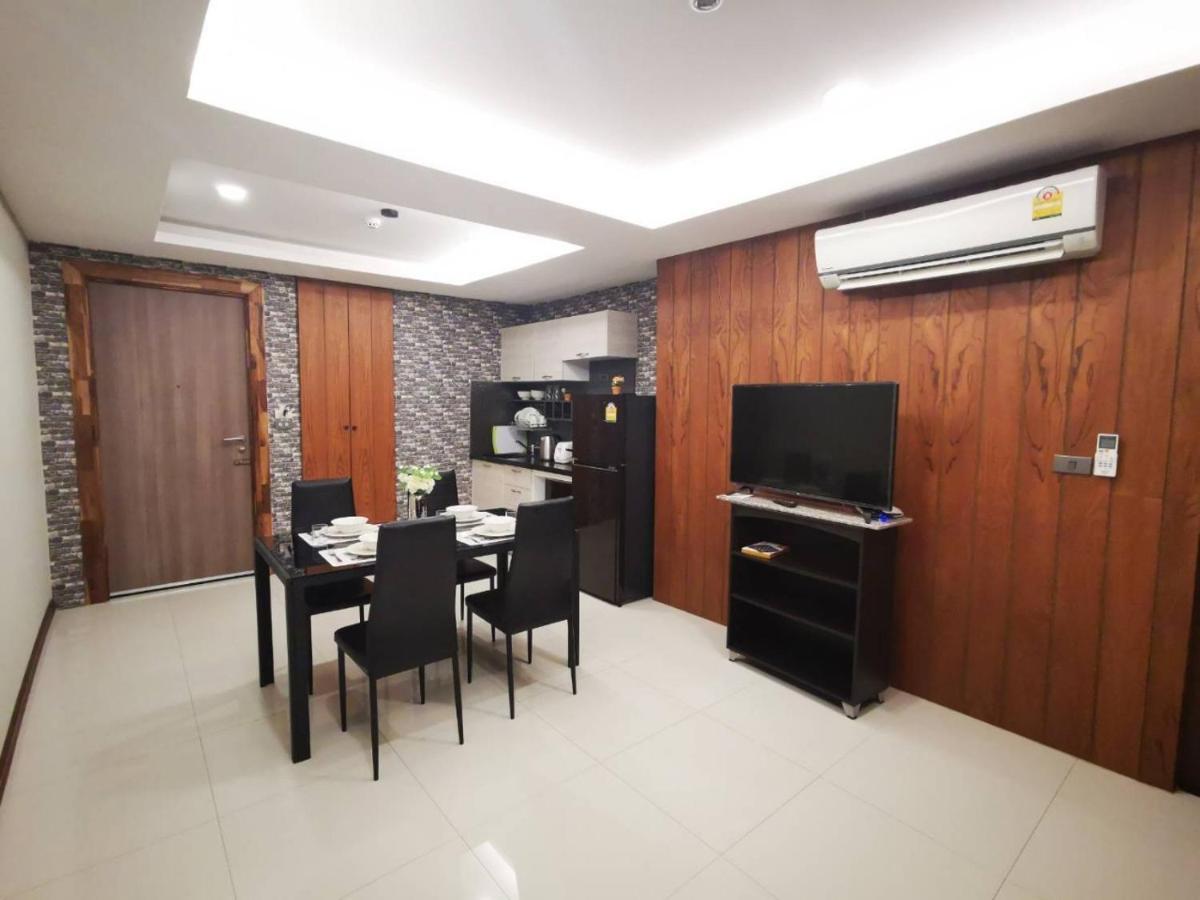 Private 111 Square Meters 2 Bedrooms City Chiangmai Csiangmaj Kültér fotó