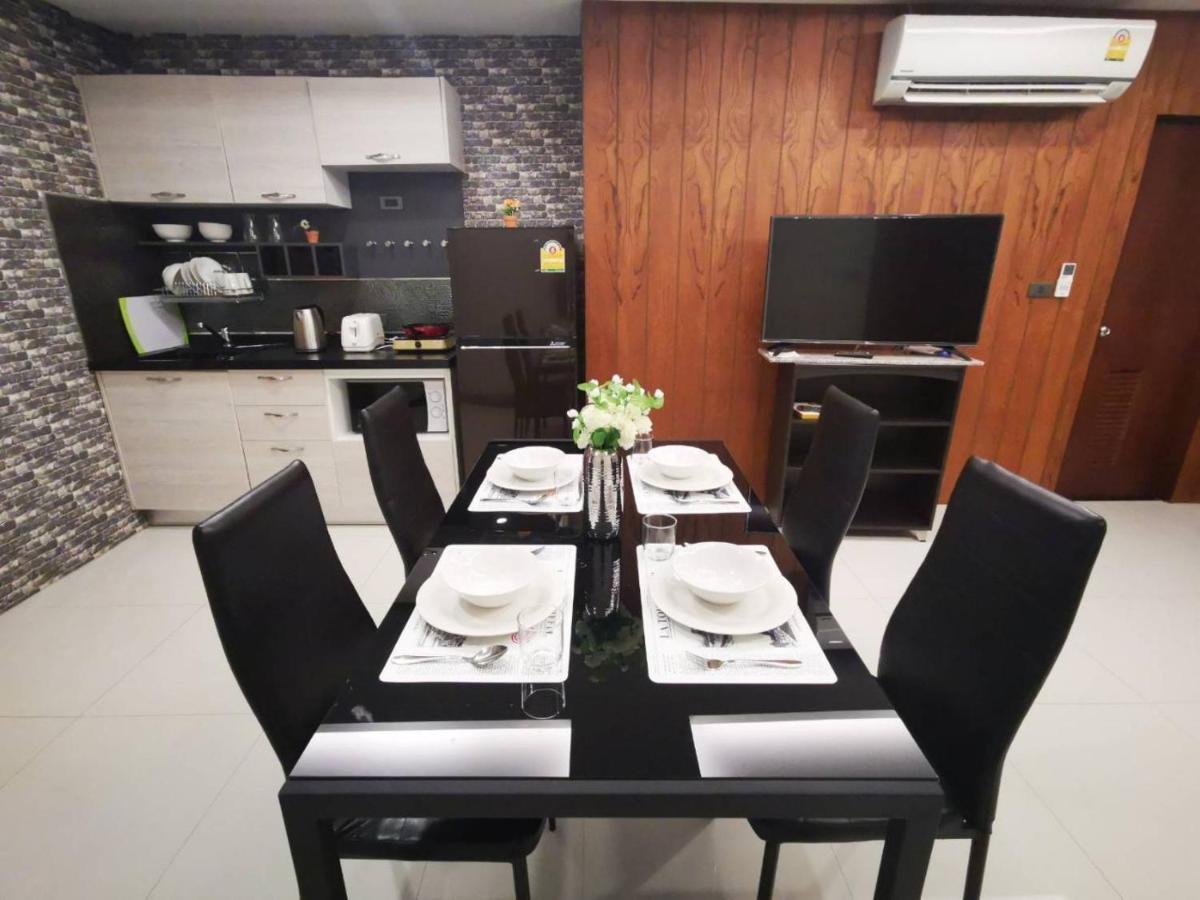 Private 111 Square Meters 2 Bedrooms City Chiangmai Csiangmaj Kültér fotó